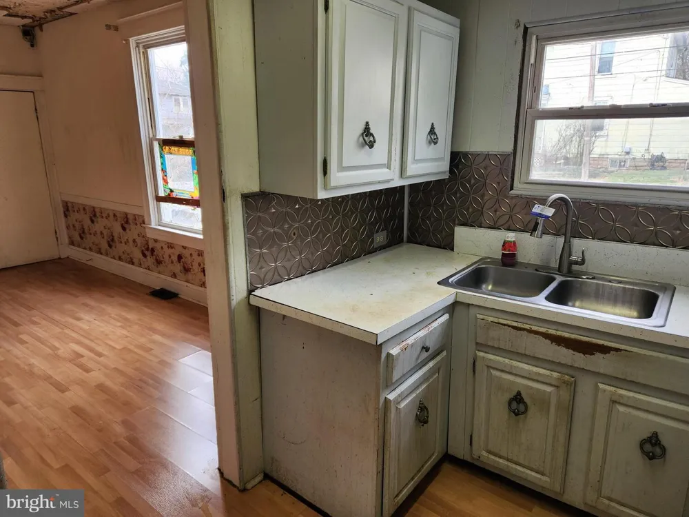 4400 WHITE AVENUE Baltimore, MD 21206