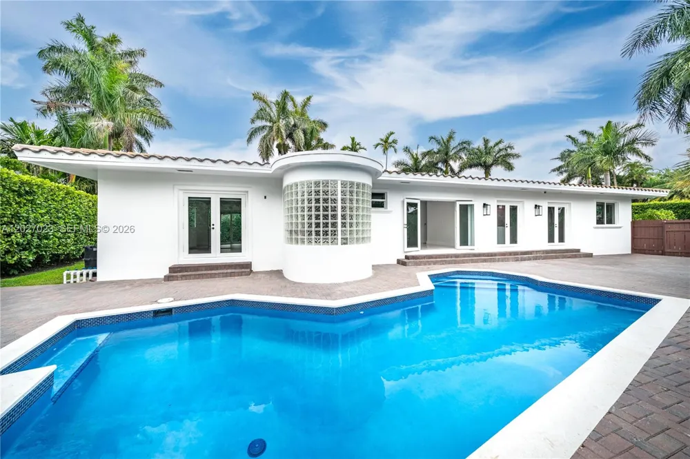 9835 W Broadview Dr Bay Harbor Islands, FL 33154