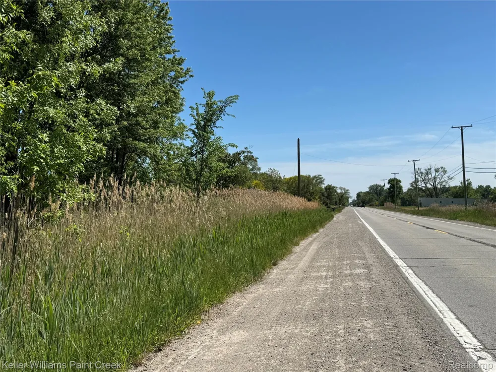 North Avenue Macomb Township, MI 48042