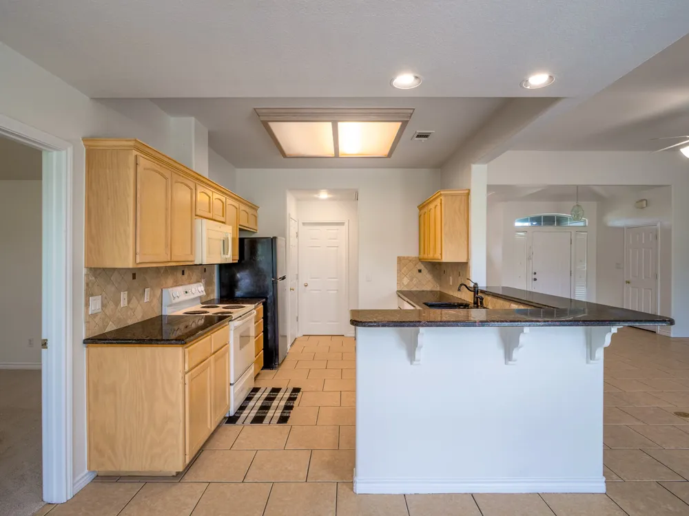 408 Spyglass Street Meadowlakes, TX 78654