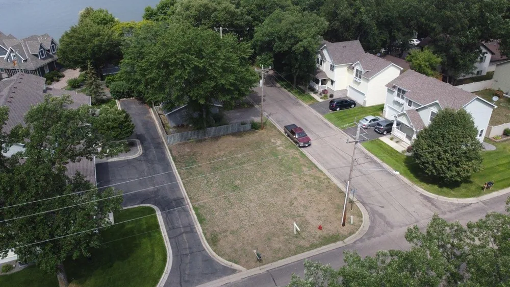 206 Montana Avenue Big Lake, MN 55309