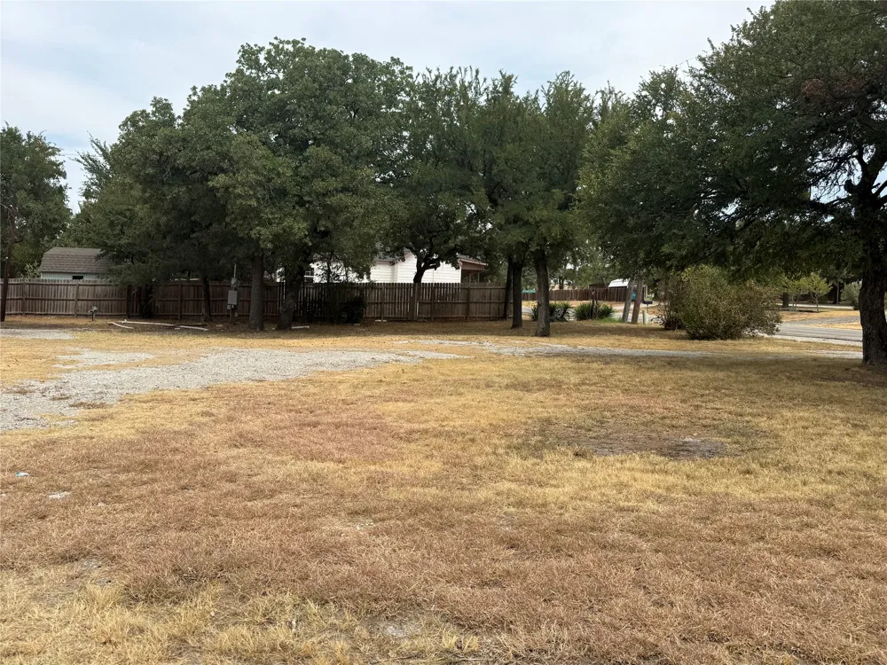 2923 Millsap Highway Mineral Wells, TX 76067