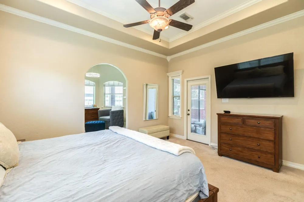 101 Mallard Dr Clute, TX 77531