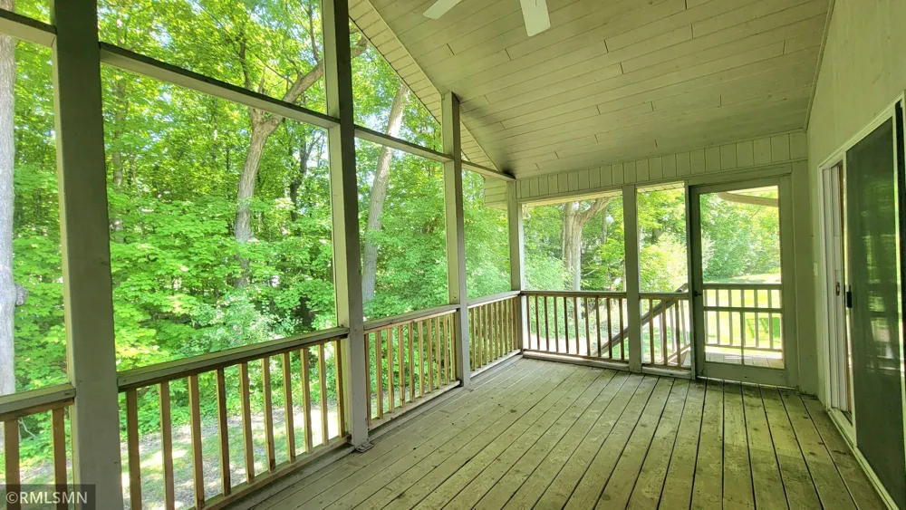 1374 Field Creek Circle Victoria, MN 55386
