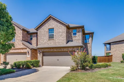 4533 Titus Circle