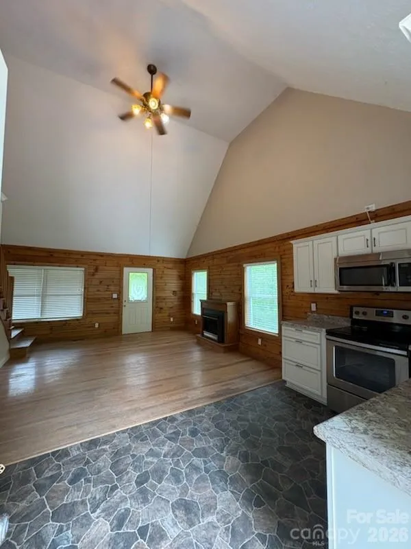 9064 Wildflower Lane Newland, NC 28657