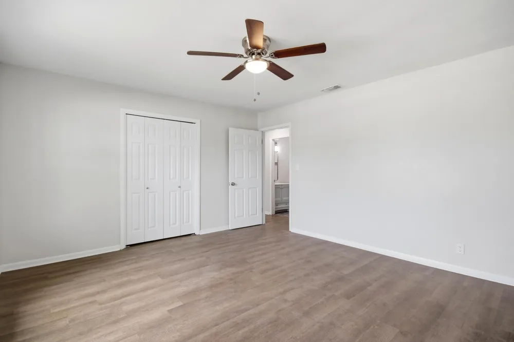 911 S Commercial Avenue Coleman, TX 76834