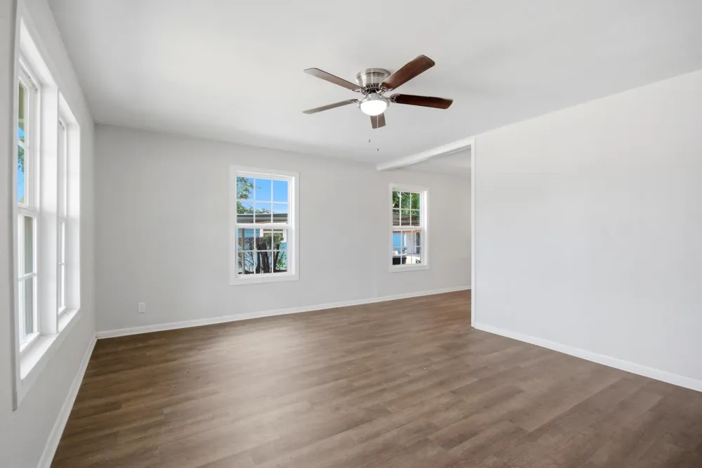 911 S Commercial Avenue Coleman, TX 76834