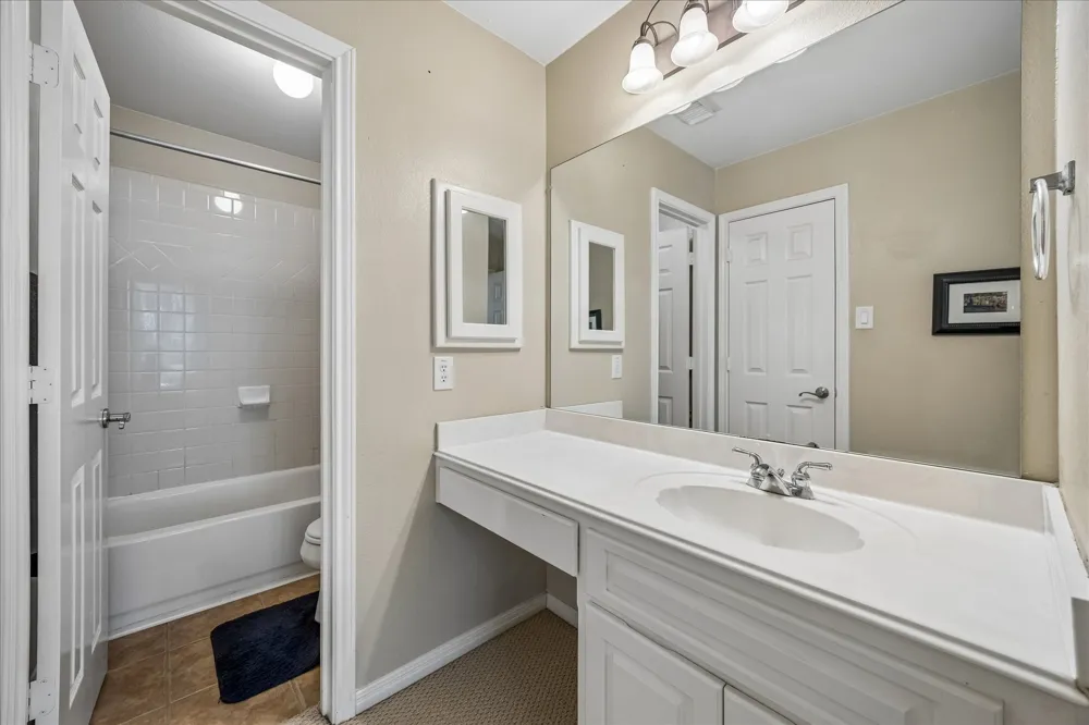 13000 Titus Court Austin, TX 78732