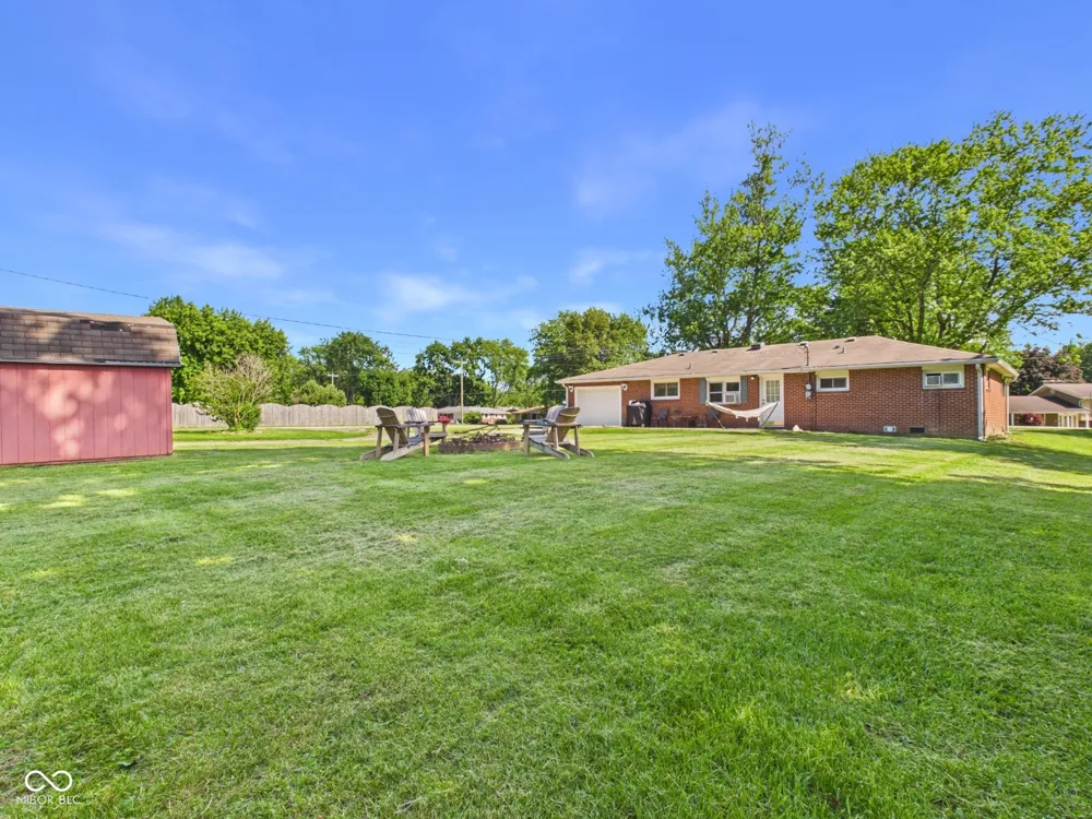 262 E 600 Alexandria, IN 46001