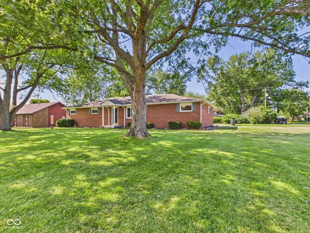 262 E 600 Alexandria, IN 46001