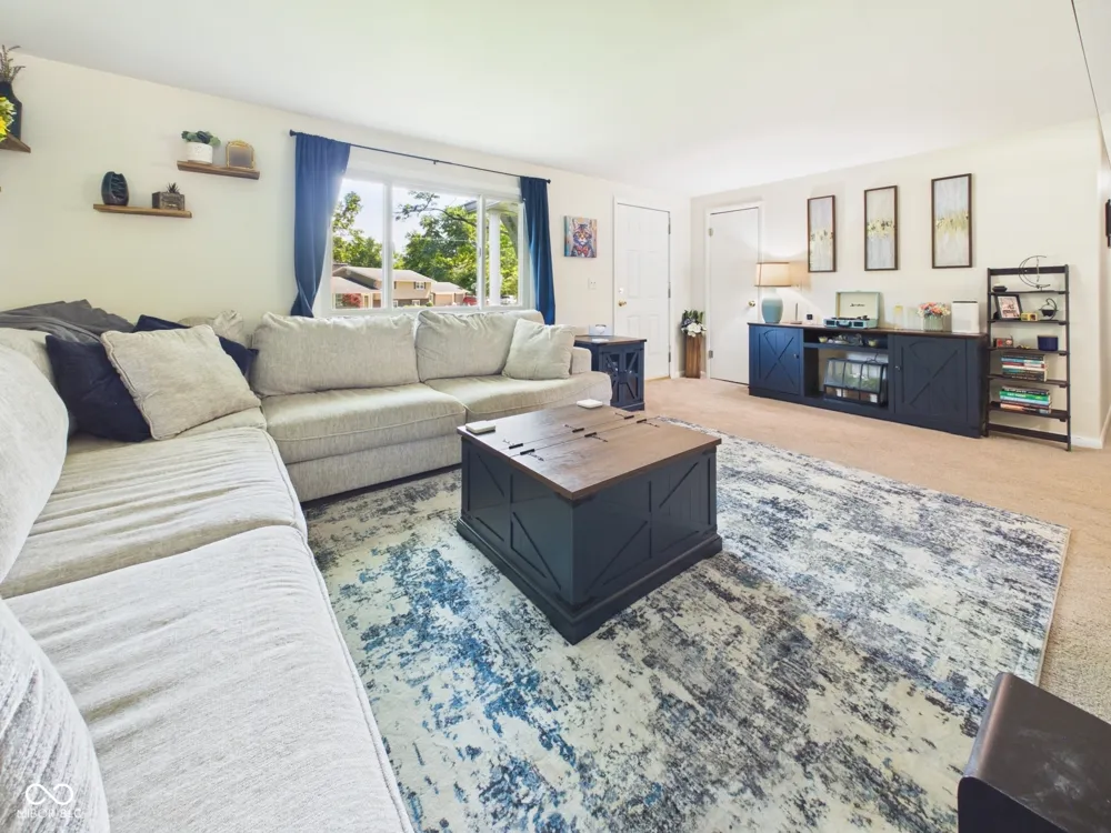 262 E 600 Alexandria, IN 46001