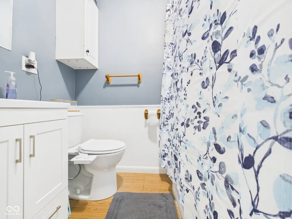 262 E 600 Alexandria, IN 46001