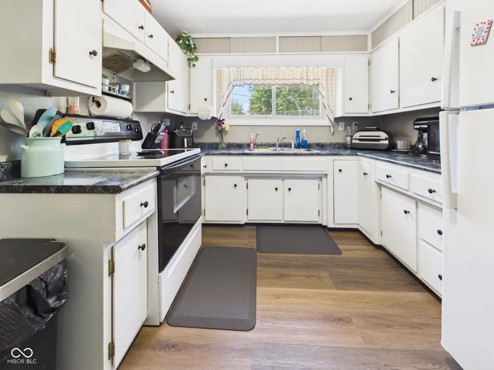 262 E 600 Alexandria, IN 46001