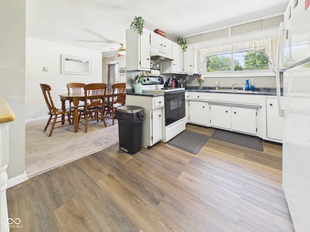 262 E 600 Alexandria, IN 46001