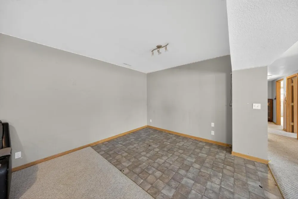 463 Sierra Lane NW Eyota, MN 55934