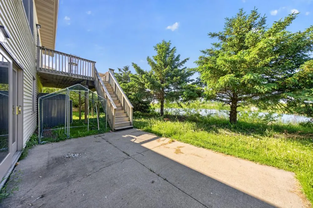 463 Sierra Lane NW Eyota, MN 55934