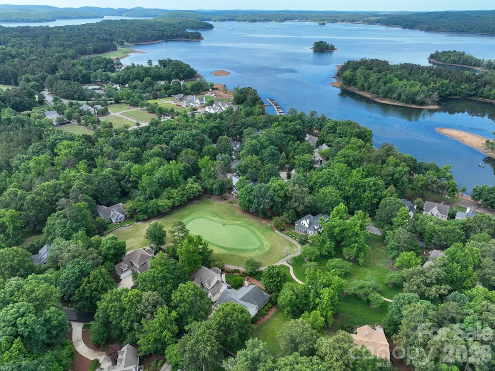 444 Millingport Lane New London, NC 28127