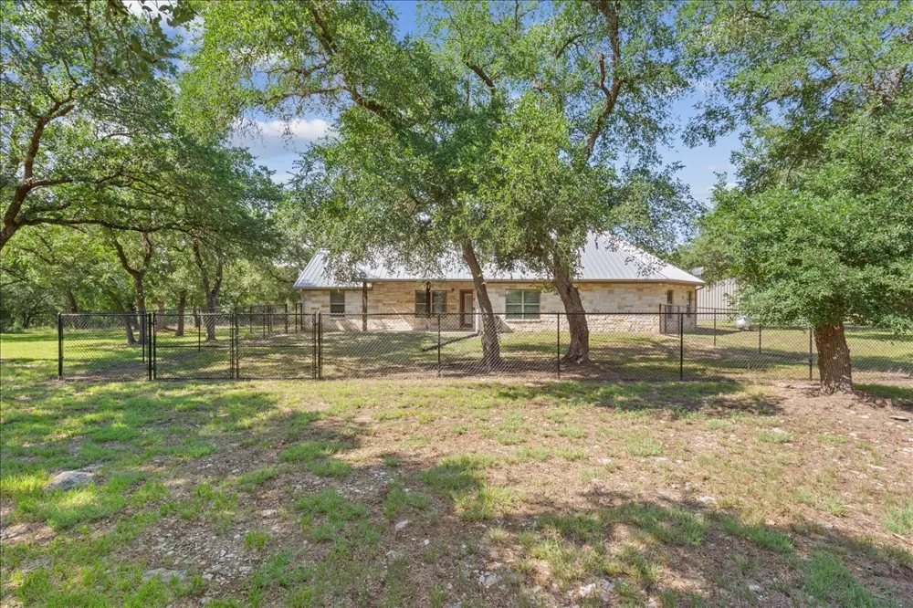 720 CR 312 McGregor, TX 76657