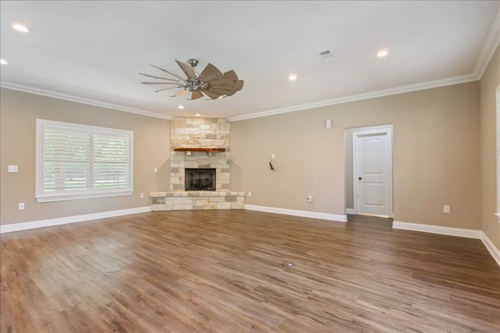 720 CR 312 McGregor, TX 76657