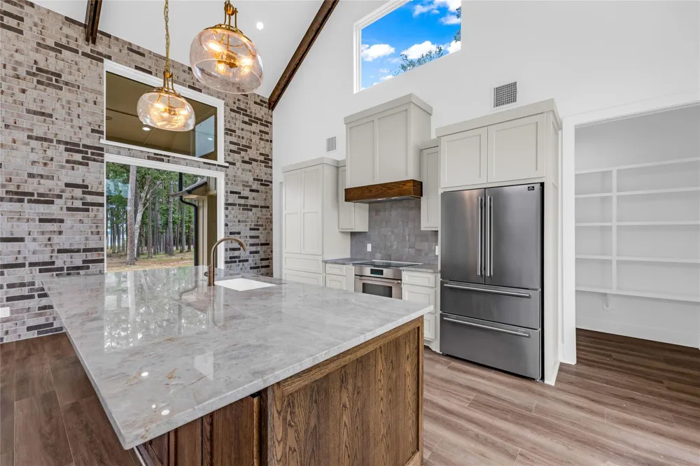 112 Private Road 6029 Brookeland, TX 75931