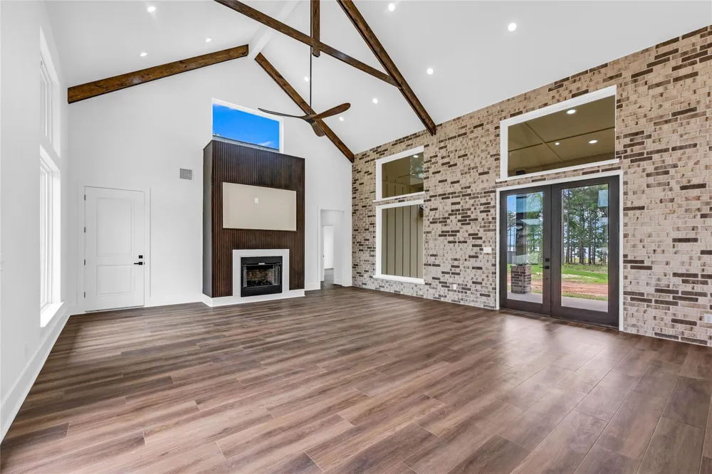 112 Private Road 6029 Brookeland, TX 75931