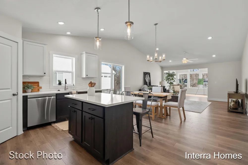 325 Round Hill Road Oshtemo Charter Township, MI 49009