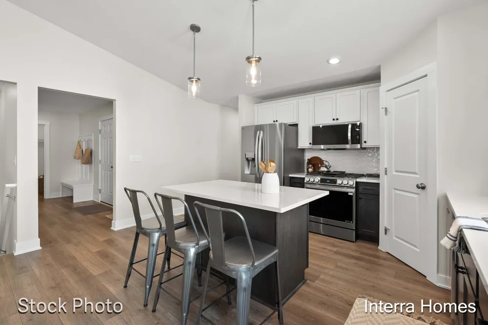 325 Round Hill Road Oshtemo Charter Township, MI 49009