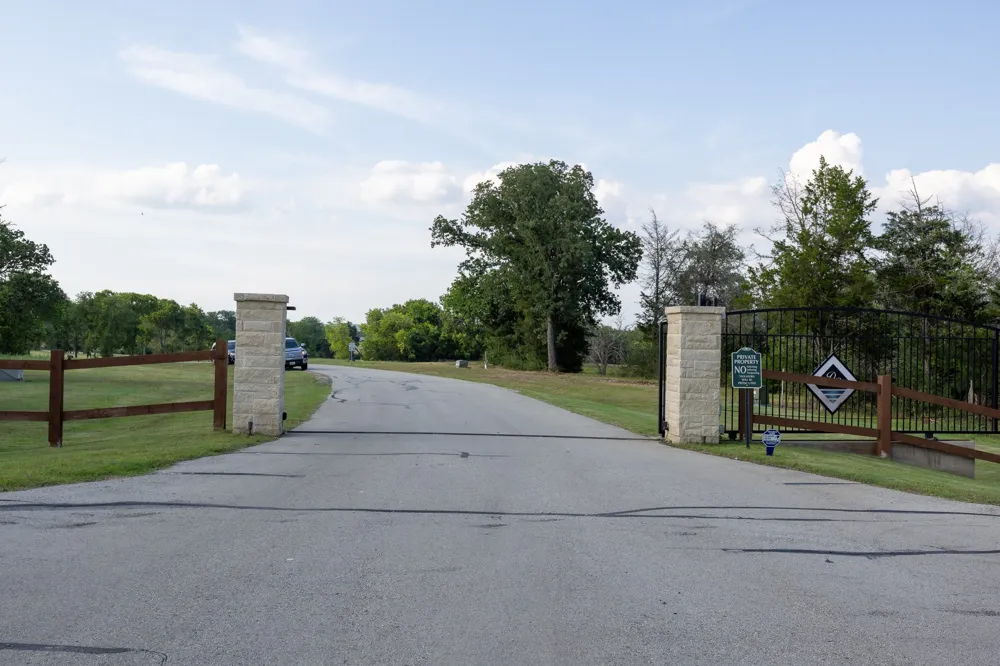 Diamond Point Corsicana, TX 75109