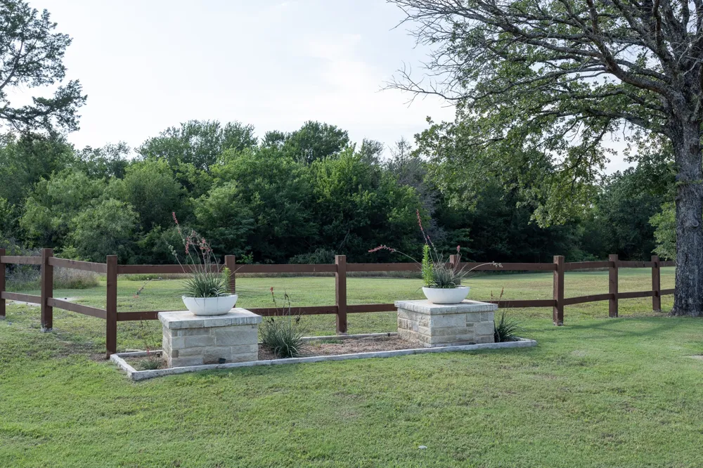 Diamond Point Corsicana, TX 75109