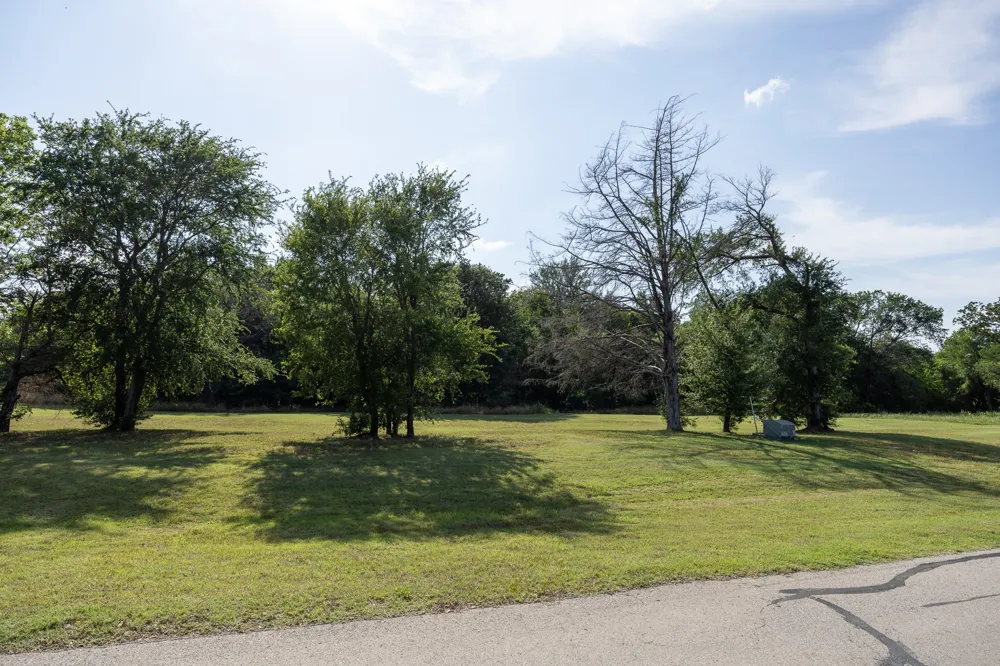 Diamond Point Corsicana, TX 75109