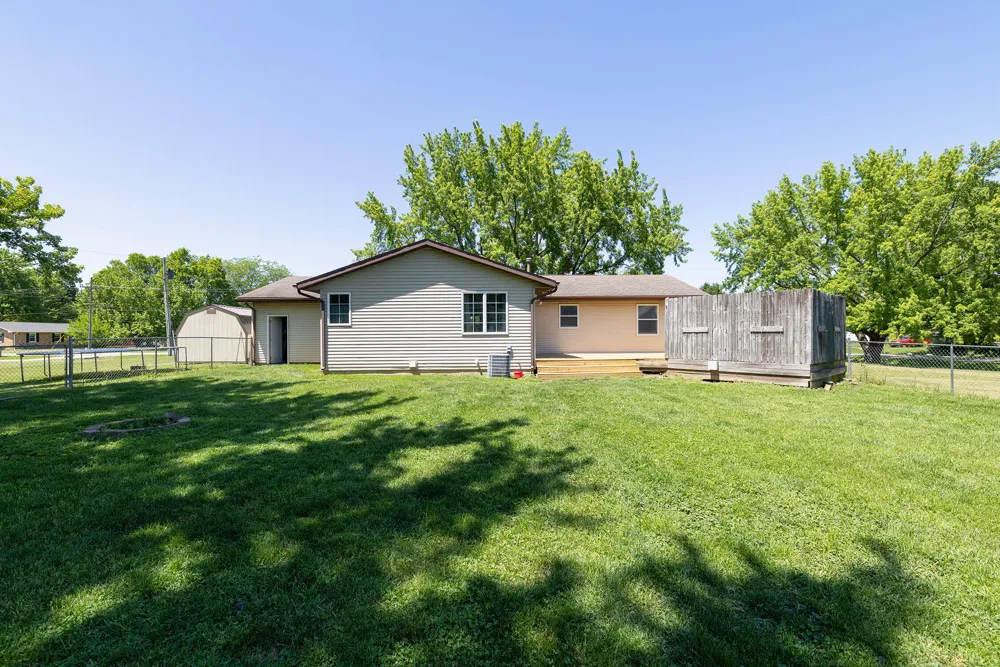 61214 Mary Lou Lane Cassopolis, MI 49031