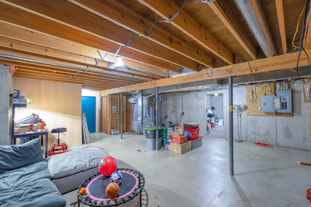 61214 Mary Lou Lane Cassopolis, MI 49031