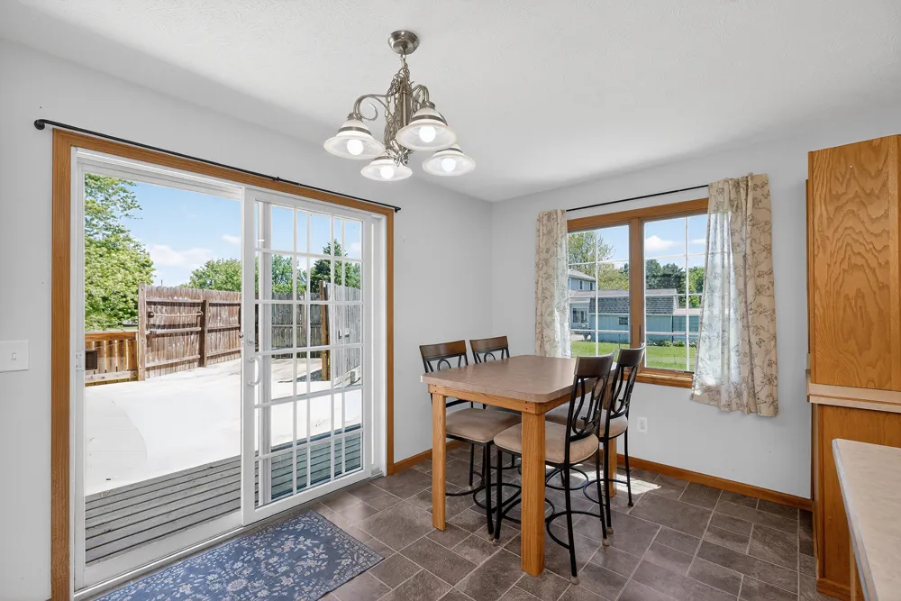61214 Mary Lou Lane Cassopolis, MI 49031