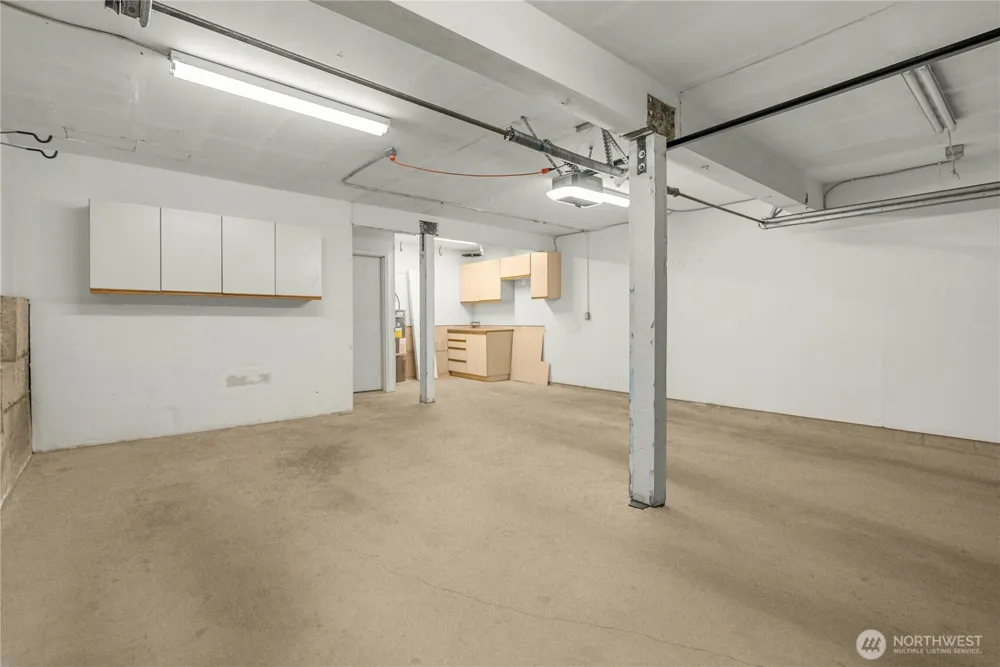 4139 178th Lane SE #1 Bellevue, WA 98008