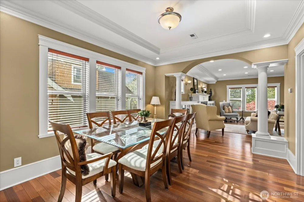 400 NE 50th Street Seattle, WA 98105