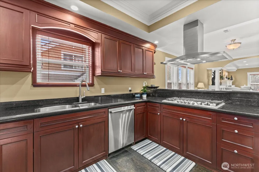 400 NE 50th Street Seattle, WA 98105