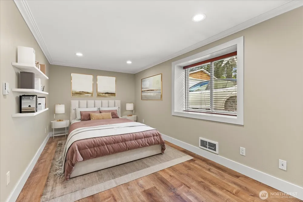 400 NE 50th Street Seattle, WA 98105