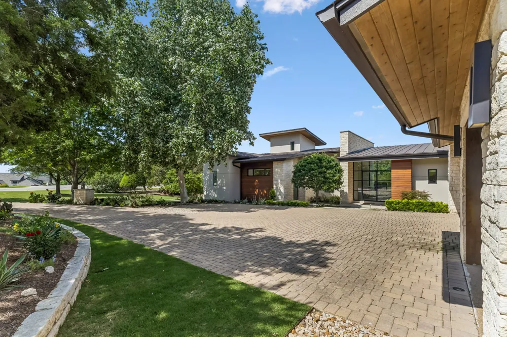 8708 Acuarela Court Austin, TX 78735