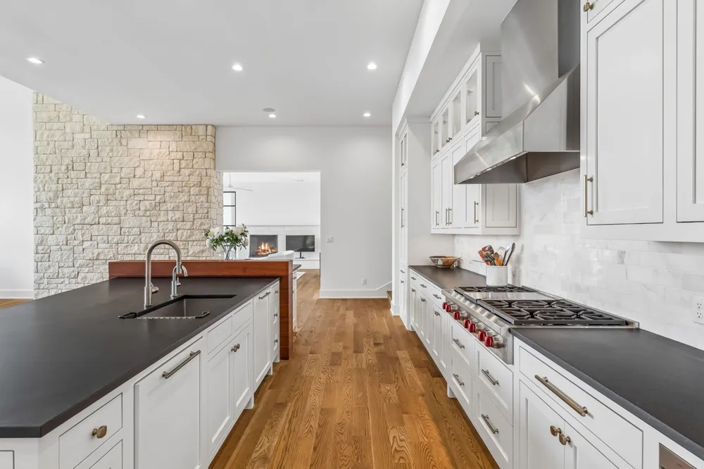 8708 Acuarela Court Austin, TX 78735
