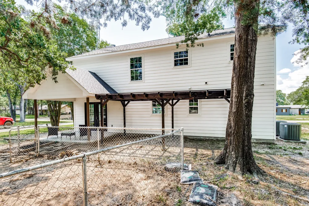 200 Lakeside Drive West Tawakoni, TX 75474