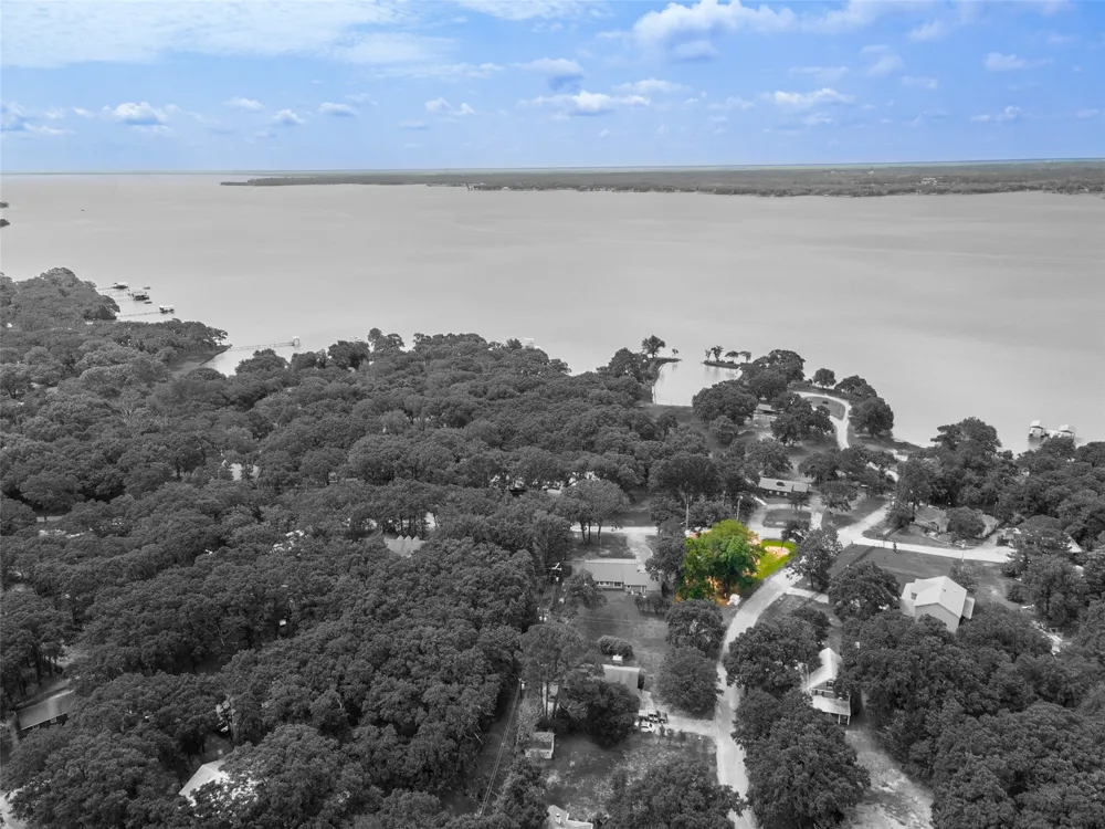 200 Lakeside Drive West Tawakoni, TX 75474