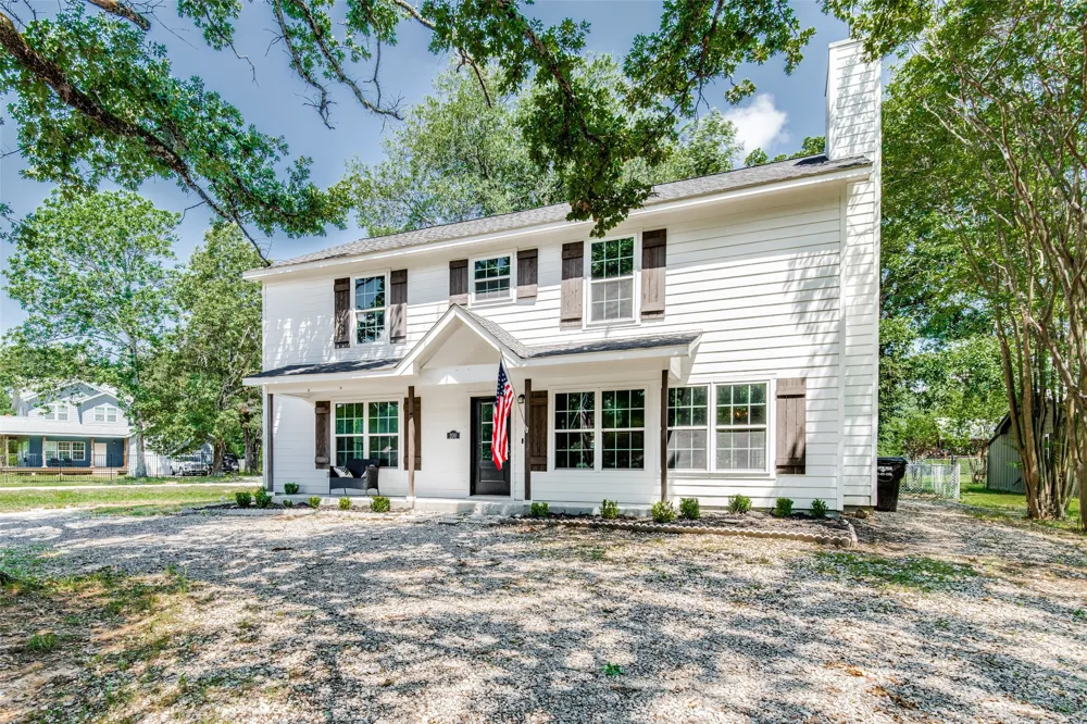 200 Lakeside Drive West Tawakoni, TX 75474