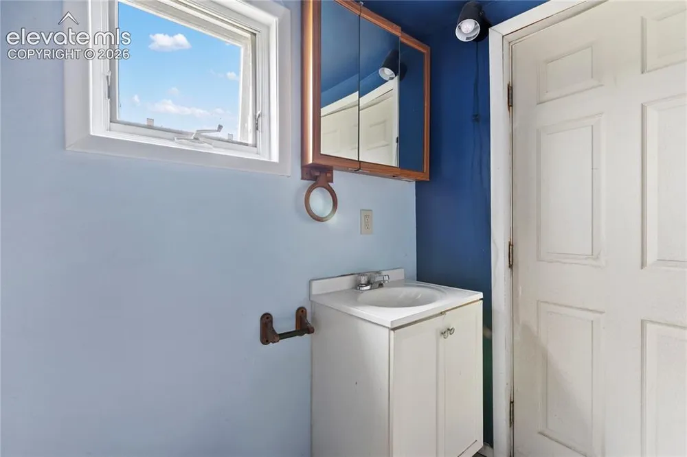225 W Eaton Avenue Cripple Creek, CO 80813