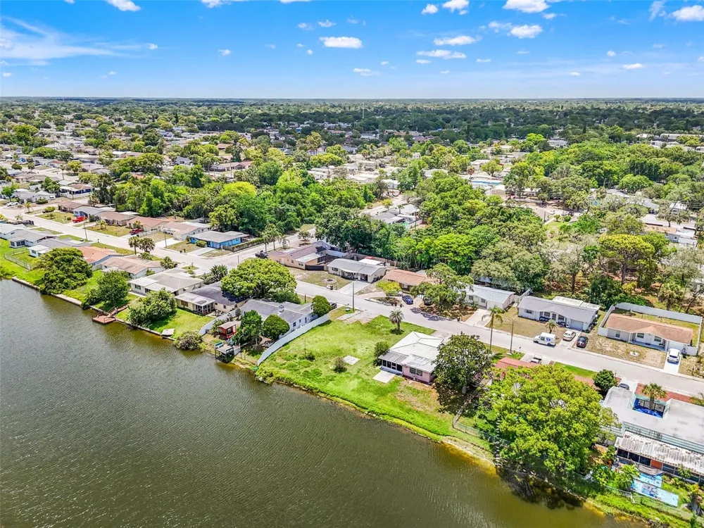 7211 ASHWOOD DRIVE Port Richey, FL 34668