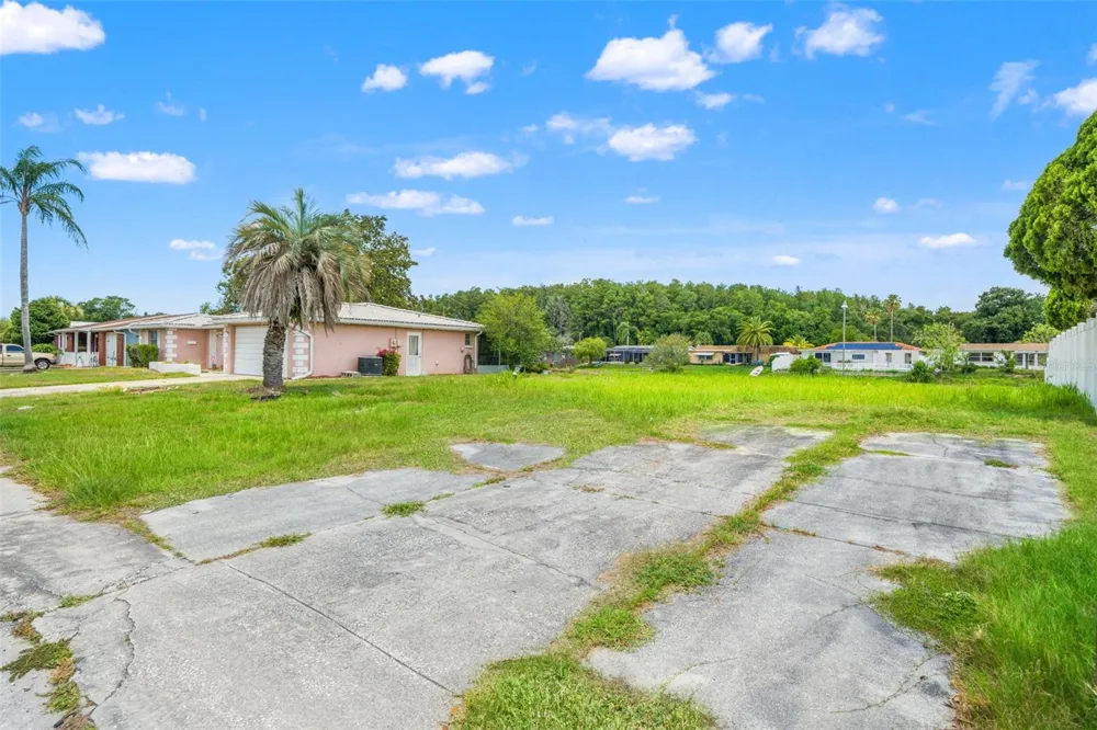 7211 ASHWOOD DRIVE Port Richey, FL 34668