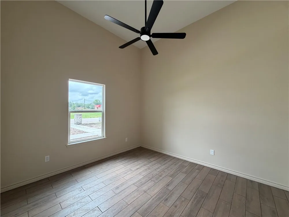Address Not Shown Alice, TX 78332