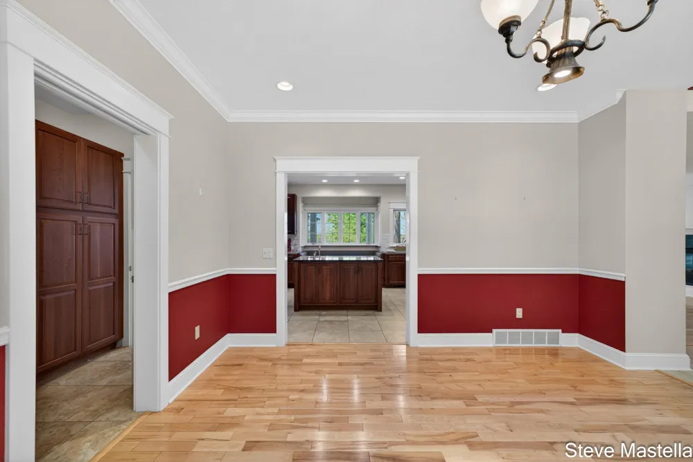 5592 S Shore Drive Whitehall, MI 49461