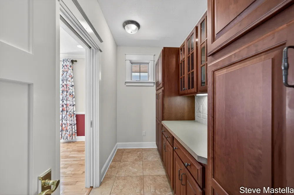 5592 S Shore Drive Whitehall, MI 49461