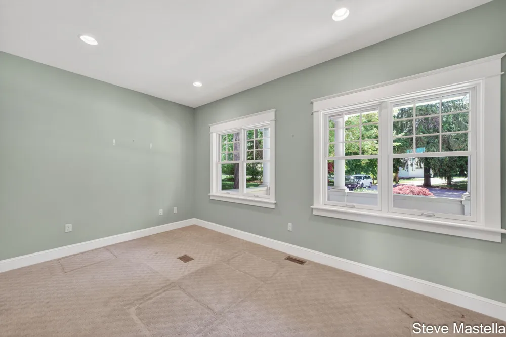 5592 S Shore Drive Whitehall, MI 49461